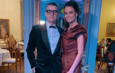 GALERIE FOTO. Anca Serea şi Adi Sînă şi-au botezat cel de-al şaselea copil