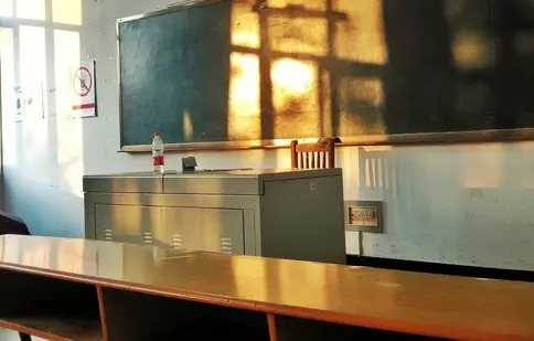 După aproape patru decenii, emisiunea „Teleşcoala” se întoarce la TVR 2. Când are loc premiera