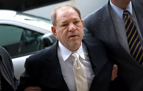 Harvey Weinsten a contactat coronavirus în pușcărie