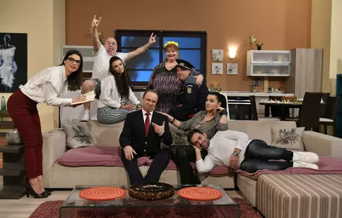 Din 9 martie, un nou sezon al sitcomului „Trăsniții” începe la Prima TV