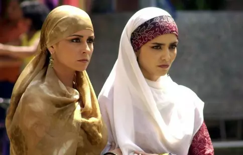 Ce face acum Leticia Sabatella, Latiffa din „Clona”