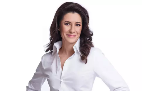 INTERVIU. Despre Paștele de anul acesta, cu Iuliana Tudor: „Lumina e-n noi și în puterea cu care ne rugăm”