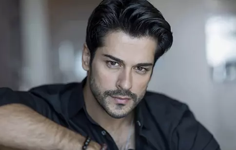 Gest superb făcut de Burak Özçivit cu ocazia Ramadanului