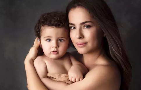 Danna Garcia s-a vindecat de coronavirus. Cum a fost întâlnirea cu fiul ei