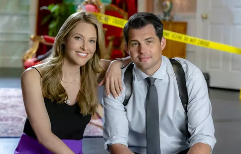 Din 7 iunie, postul Diva difuzează un nou serial, „Legile misterelor”