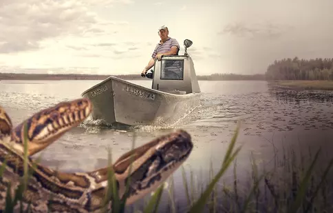 Postul History transmite serialul documentar „Oamenii mlaștinilor: Invazia șerpilor”