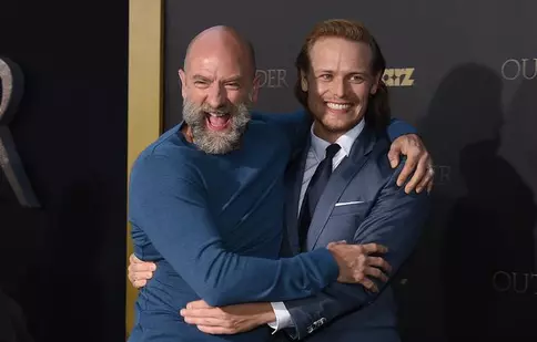 Sam Heughan și Graham McTavish, din „Străina”, pregătesc un serial documentar