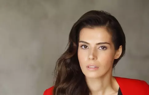 Hatice Șendil și-a găsit rolul potrivit și revine la toamnă pe micile ecrane turcești