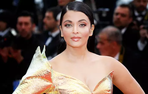 Actrița Aishwarya Rai Bachchan și fiica ei au fost diagnosticate cu coronavirus