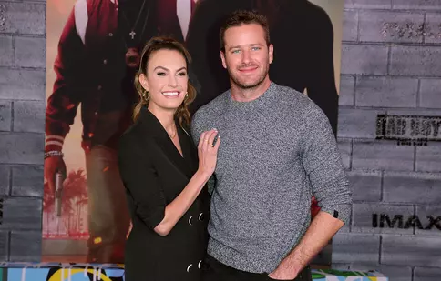 Actoul Armie Hammer divorțează după 10 ani de căsnicie