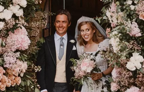 Tiara de nuntă a prințesei Beatrice, un tribut emoționant pentru regina Elisabeta a II-a