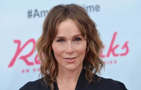 Jennifer Grey, cunoscută din „Dirty Dancing”, divorțează după 19 ani de căsătorie