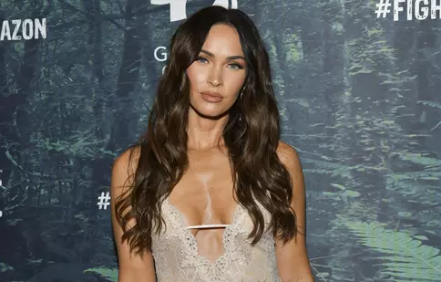 Megan Fox nu se mai ascunde! A postat prima fotografie alături de noul iubit