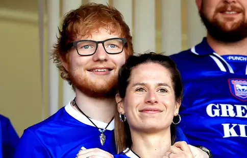 Ed Sheeran și soția lui, Cherry Seaborn, vor deveni părinți