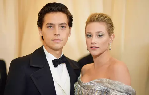 Cole Sprouse confirmă despărțirea de colega sa din „Riverdale”, Lili Reinhart. Primele declarații