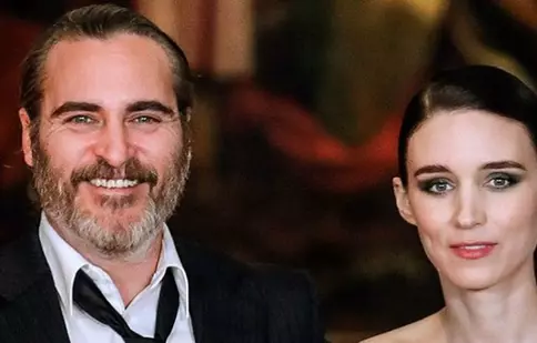 Încă un bebeluș la Hollywood! Rooney Mara și Joaquin Phoenix au devenit părinți