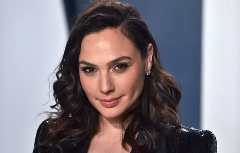 Gal Gadot va fi protagonista filmului „Cleopatra”, o producţie pregătită de Paramount