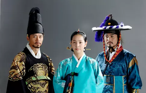 TVR 1 redifuzează serialul coreean „Furtună la palat”