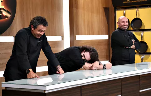 S-au ales echipele sezonuluil 8 „Chefi la cuţite” (Antena 1). Săptămâna viitoare încep confruntările