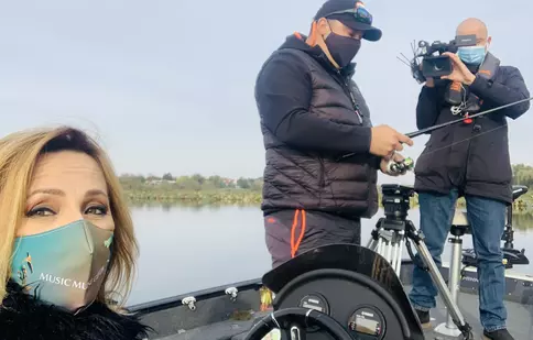 Invitatul Irinei Păcurariu în emisiunea „Rețeaua de idoli” (TVR 2) este Mihai Bobonete: „Multă lume crede că fac ce-mi place și iau și bani pentru asta”