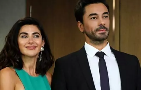 Actorii Nesrin Cavadzade și Gökhan Alkan („Prețul fericirii”) formează un cuplu și în viața reală