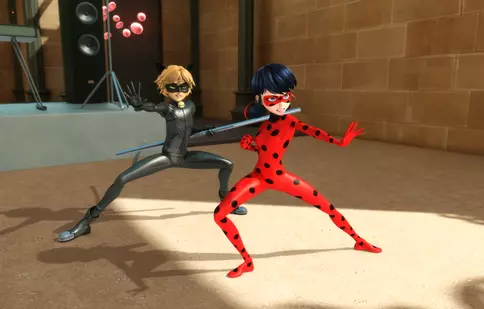 Sâmbăta aceasta, în premieră la Disney Channel, Buburuza și Motan Noir pleacă spre New York