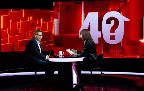 Victor Ponta, următorul invitat la „40 de întrebări cu Denise Rifai” (Kanal D)