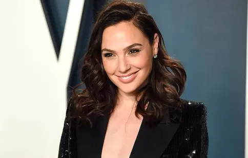 Gal Gadot ar putea fi eroina unei noi francize