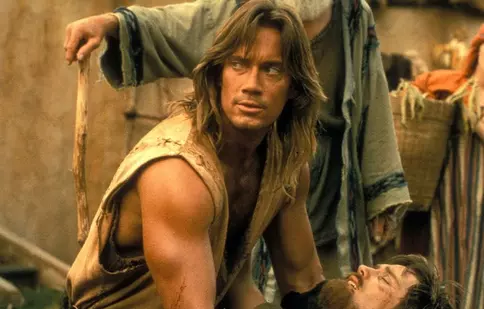 Din 1 februarie, TNT are în program trei seriale clasice. Printre ele, „Hercule”, cu Kevin Sorbo
