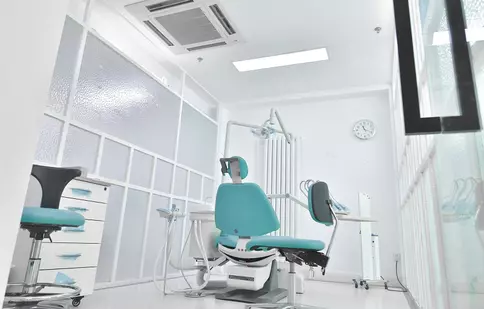 De ce să efectuezi controale periodice la o clinică stomatologică din București?