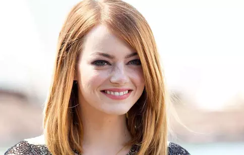 Emma Stone este „încântată” să devină mamă. Noi detalii despre sarcina actriței
