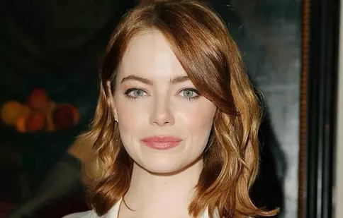 E oficial! Actrița Emma Stone așteaptă primul ei copil