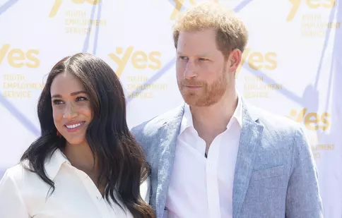 Meghan Markle și prințul Harry speră ca în 2021 să fie „timp de vindecare pentru familia lor”