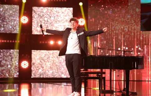 „Românii au talent”. Smiley și Pavel Bartoș au apăsat al doilea golden buzz