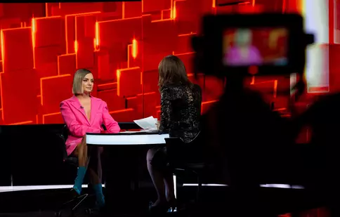 Ce spune Denise Rifai despre Alexandra Stan: „M-a surprins...”. Artista este invitată în această seară la „40 de întrebări” (Kanal D)