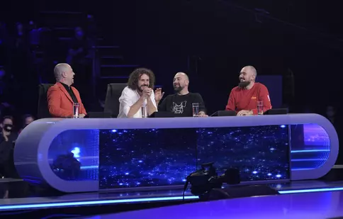 Antena 1 pregătește o emisiune dedicată stand-up-ului românesc. La masa juriului, Teo, Vio, Costel și Dan Badea