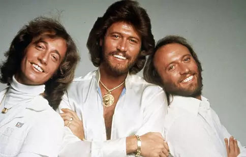 Povestea trupei Bee Gees ajunge pe marile ecrane. Toate detaliile despre noul proiect al regizorului Kenneth Branagh