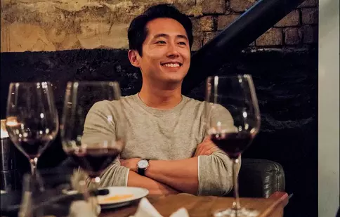 Steven Yeun, nominalizat la Oscars pentru „Minari”, va fi vedeta serialului „Beef”, de la Netflix