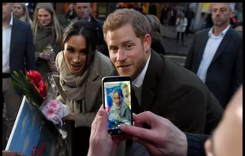 „True Hollywood Story: Harry & Meghan”, vineri, la E!: Ce tradiții regale au încălcat în numele iubirii