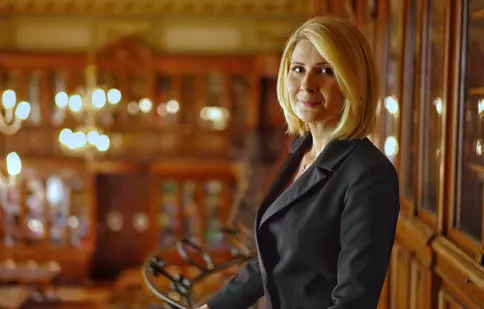 De Paște, Alessandra Stoicescu și preotul Vasile Ioana, serie de interviuri la Observator 19 (Antena 1)