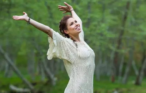 Cristina Bălan, mândră de gemenii ei. Toma și Matei, pasionați de echitație, la cei aproape 8 ani ai lor