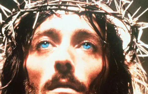 Antena 1 difuzează mini seria „Iisus din Nazareth”, produsă de Franco Zeffirelli