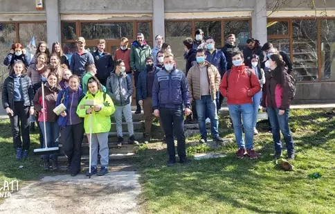 TVR 1 anunță o ediție specială a emisiunii „Izolaţi în România”: „În fiecare casă în care am intrat, am lăsat bucurie”