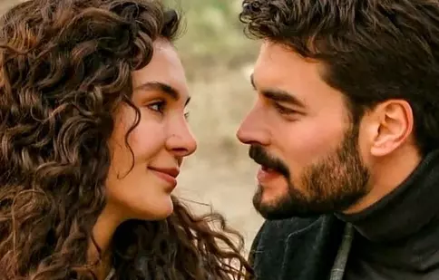 Serialul „Hercai” a fost anulat la turci, dar fanii s-au revoltat. Ce s-a întâmplat după anunțul de sfârșit