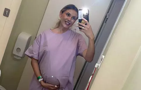 A născut Emily Burghelea. Primele imagini cu fetița ei. „24 de ore a durat travaliul”