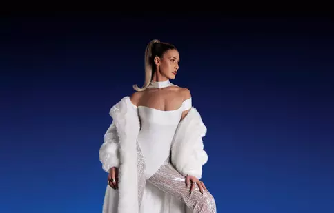 Alina Eremia lansează albumul Déjà vu