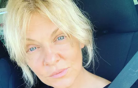 Cum a fost surprinsă Dana Nălbaru. Mesajul tăios de pe hainele fostei soliste Hi-Q