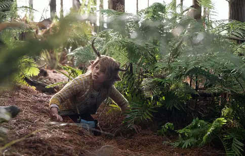 Serialul apocaliptic „Sweet Tooth: Un băiat cu cornițe” are premiera la Netflix