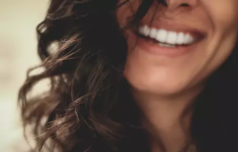 (P) De ce mergem la dentist doar când simțim durere și alte mituri stomatologice, cu Dr. Andrei Constantinovici