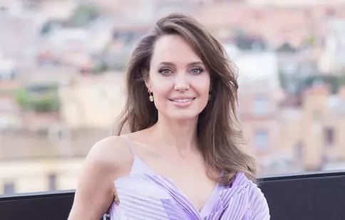 Angelina Jolie şochează cu ultimul său proiect! Gestul făcut de actriță te lasă fără cuvinte